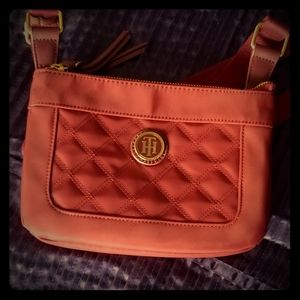 Tommy Hilfiger Double Zip Quilted Crossbody